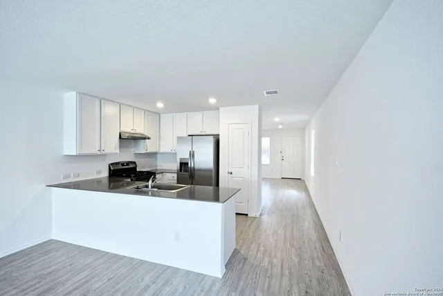 $1,550 | 766 Tulsa Trail, New Braunfels, TX 78132