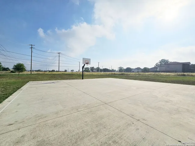 $1,550 | 766 Tulsa Trail, New Braunfels, TX 78132