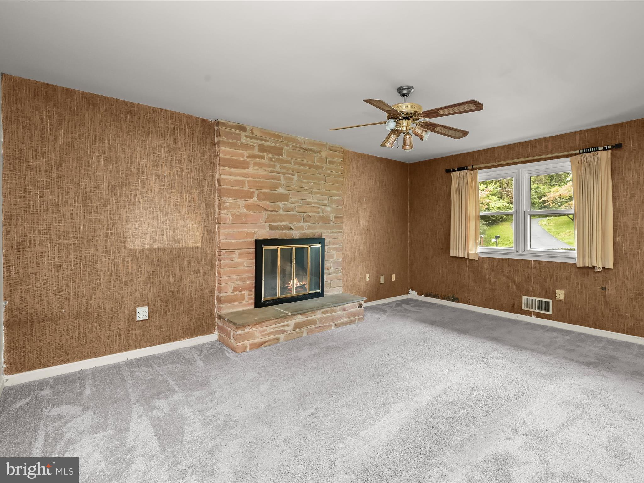 5812 Meadow Drive Frederick, MD 21702 - Photo 13 of 36 Family Room - Fireplace