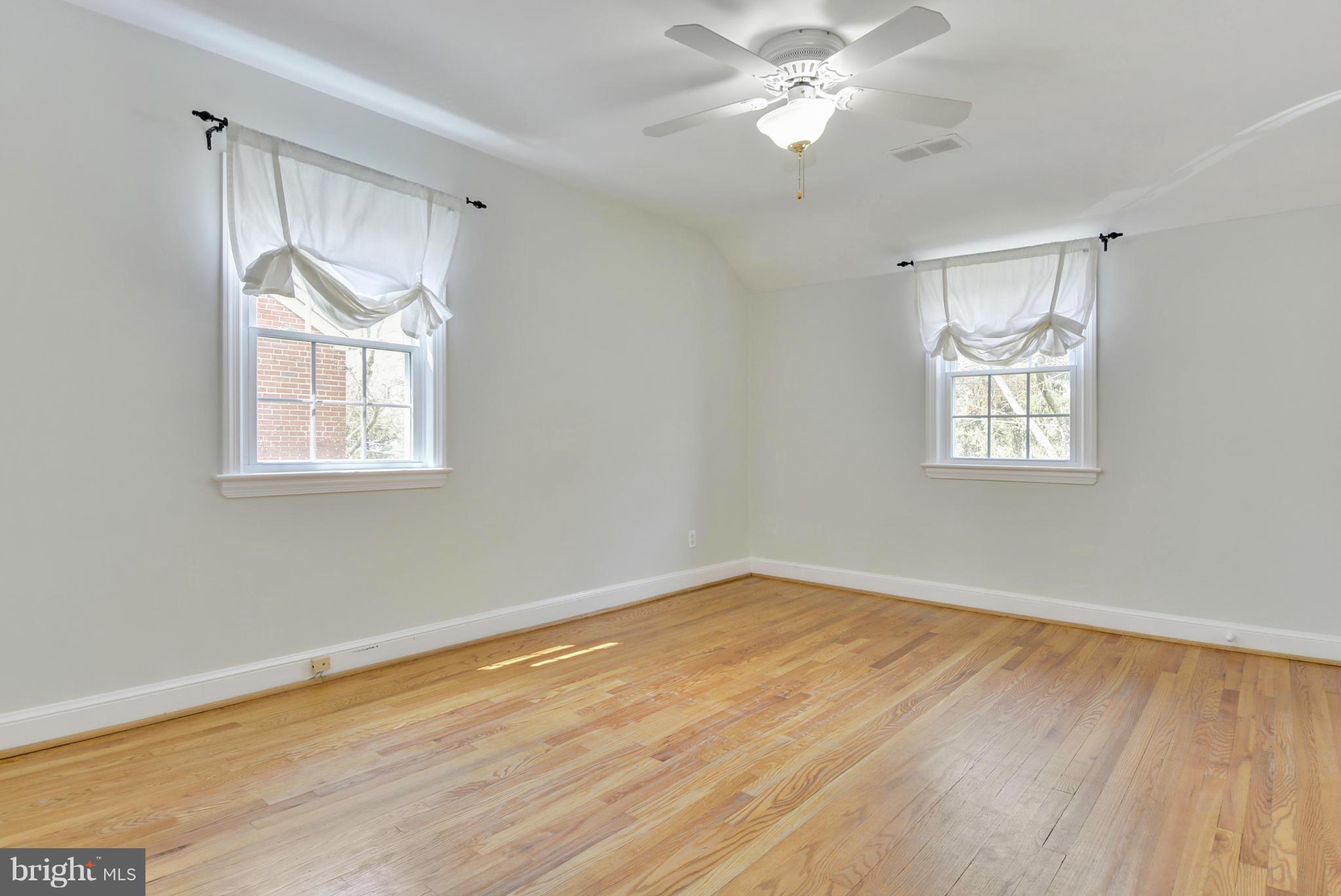 306 St Lawrence Drive Silver Spring, MD 20901 - Photo 14 of 28 Bedroom (Master)