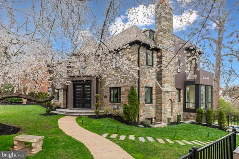 $5,495,000 | 3001 Foxhall Road Northwest, Washington, DC 20016