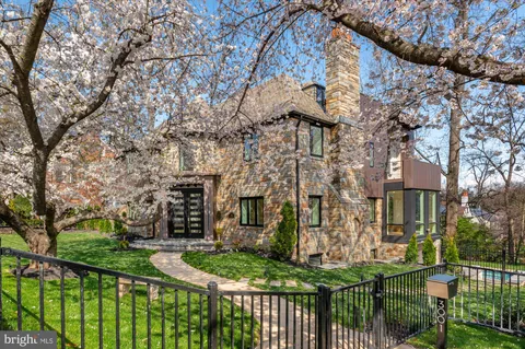 $5,495,000 | 3001 Foxhall Road Northwest, Washington, DC 20016