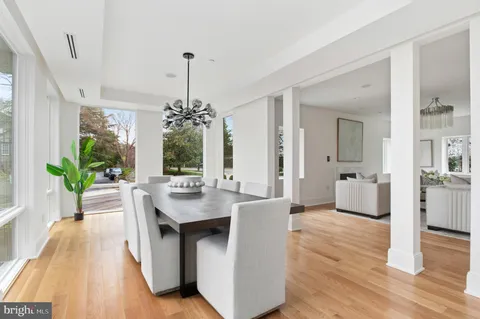 $5,495,000 | 3001 Foxhall Road Northwest, Washington, DC 20016