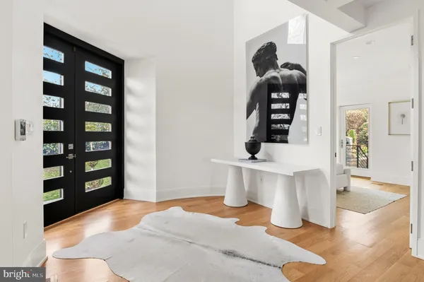 $5,495,000 | 3001 Foxhall Road Northwest, Washington, DC 20016