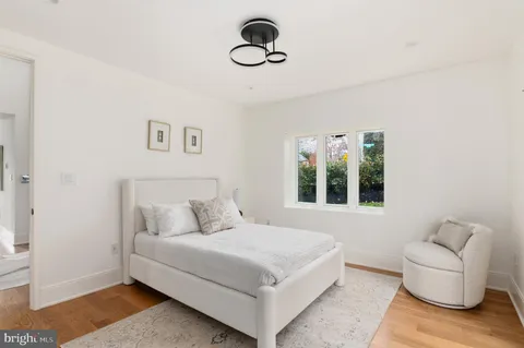 $5,495,000 | 3001 Foxhall Road Northwest, Washington, DC 20016