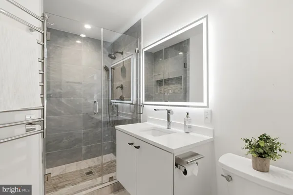 $5,495,000 | 3001 Foxhall Road Northwest, Washington, DC 20016