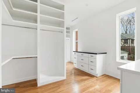 $5,495,000 | 3001 Foxhall Road Northwest, Washington, DC 20016