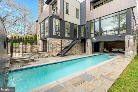 $5,495,000 | 3001 Foxhall Road Northwest, Washington, DC 20016