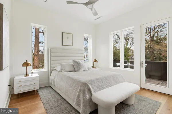 $5,495,000 | 3001 Foxhall Road Northwest, Washington, DC 20016