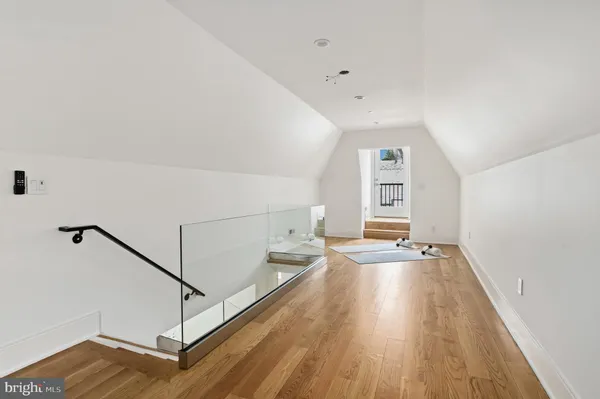 $5,495,000 | 3001 Foxhall Road Northwest, Washington, DC 20016