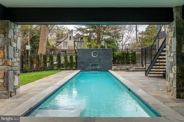 $5,495,000 | 3001 Foxhall Road Northwest, Washington, DC 20016