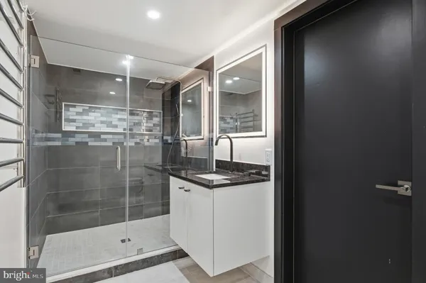 $5,495,000 | 3001 Foxhall Road Northwest, Washington, DC 20016