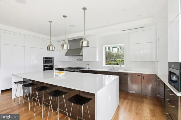 $5,495,000 | 3001 Foxhall Road Northwest, Washington, DC 20016