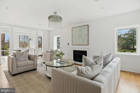 $5,495,000 | 3001 Foxhall Road Northwest, Washington, DC 20016