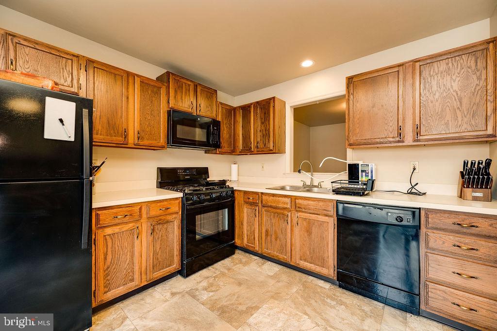 71 Winchester Court Reading, PA 19606 - Photo 14 of 42