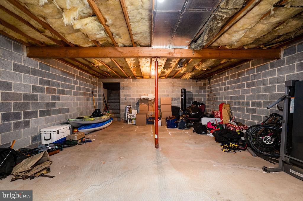 71 Winchester Court Reading, PA 19606 - Photo 32 of 42