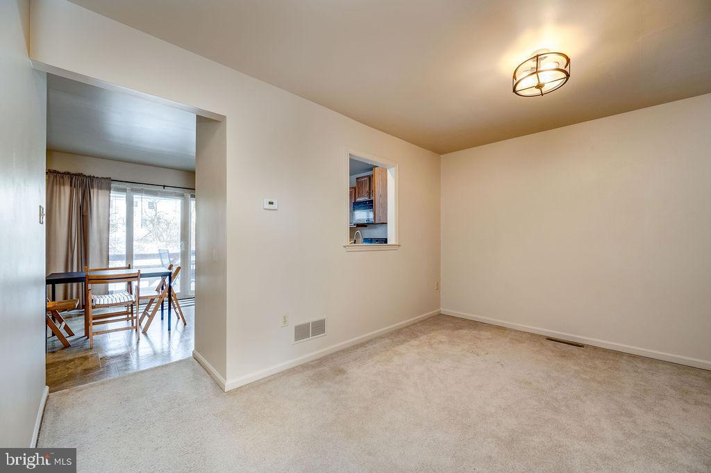 71 Winchester Court Reading, PA 19606 - Photo 6 of 42