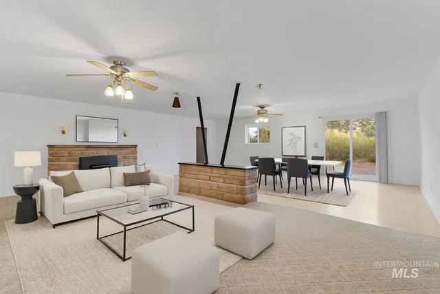 $565,000 | 4649 Highway 95, Moscow, ID 83843