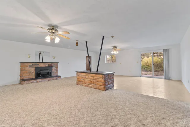 $565,000 | 4649 Highway 95, Moscow, ID 83843