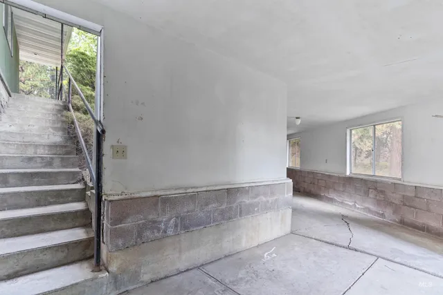 $565,000 | 4649 Highway 95, Moscow, ID 83843