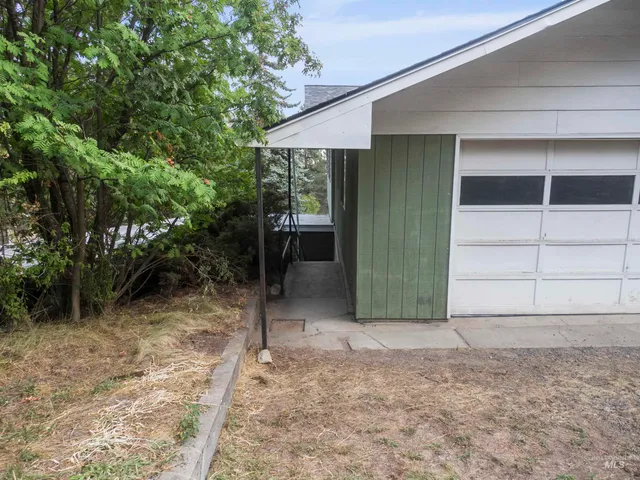 $565,000 | 4649 Highway 95, Moscow, ID 83843