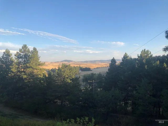 $565,000 | 4649 Highway 95, Moscow, ID 83843