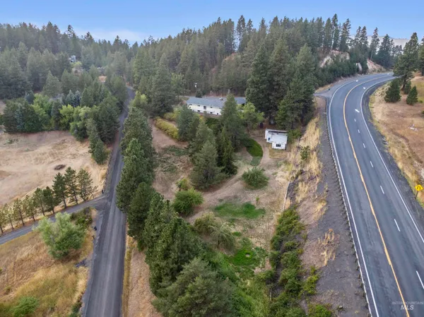 $565,000 | 4649 Highway 95, Moscow, ID 83843