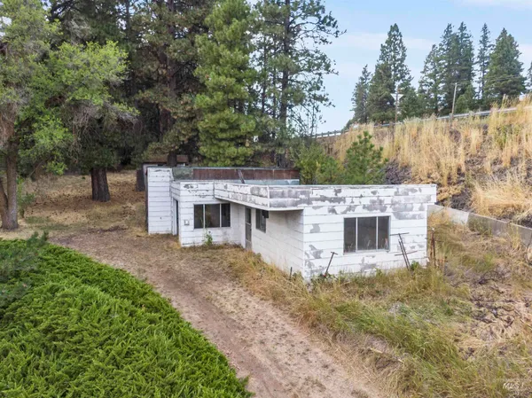 $565,000 | 4649 Highway 95, Moscow, ID 83843