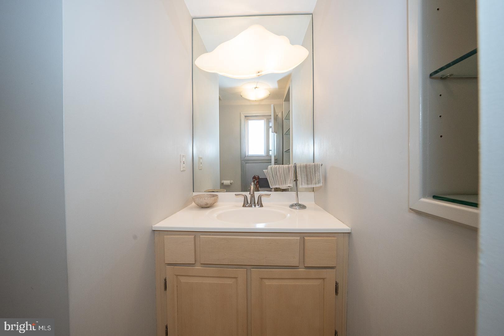 535 Hamilton Road Merion Station, PA 19066 - Photo 21 of 47