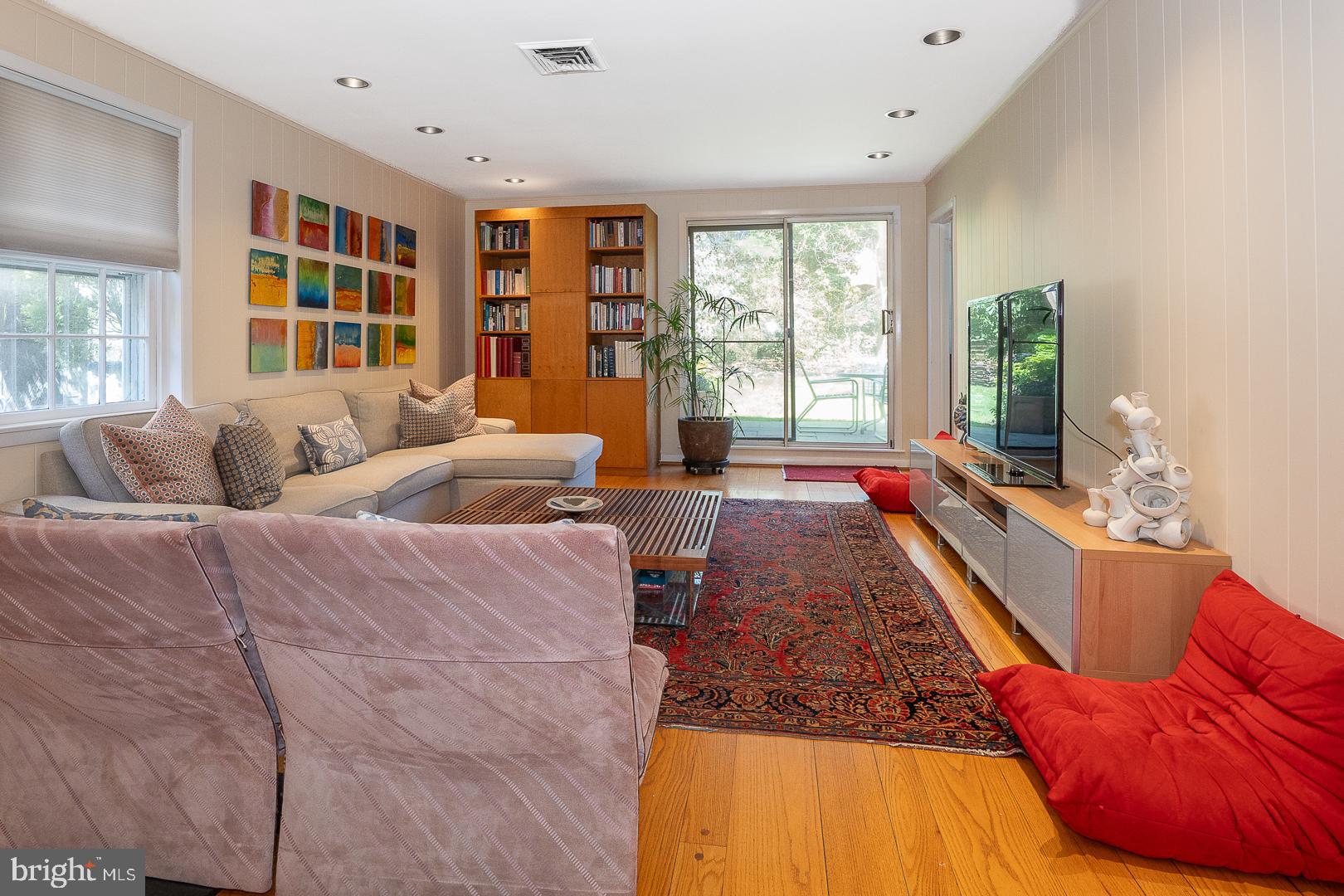 535 Hamilton Road Merion Station, PA 19066 - Photo 10 of 47