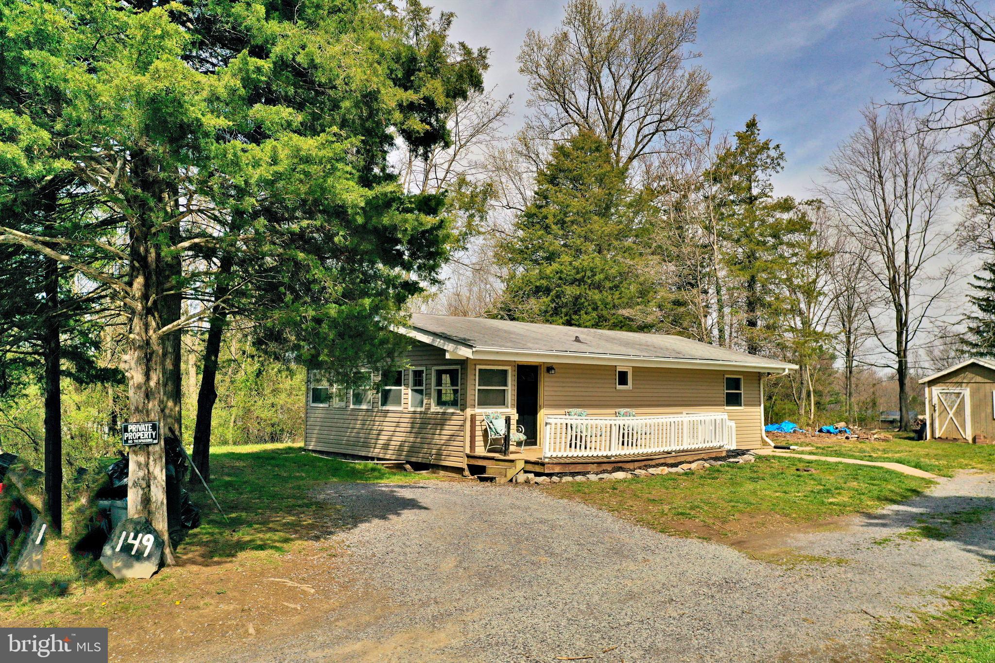 149 Hilltop Loop Road Harpers Ferry, WV 25425 - Photo 4 of 27 Front