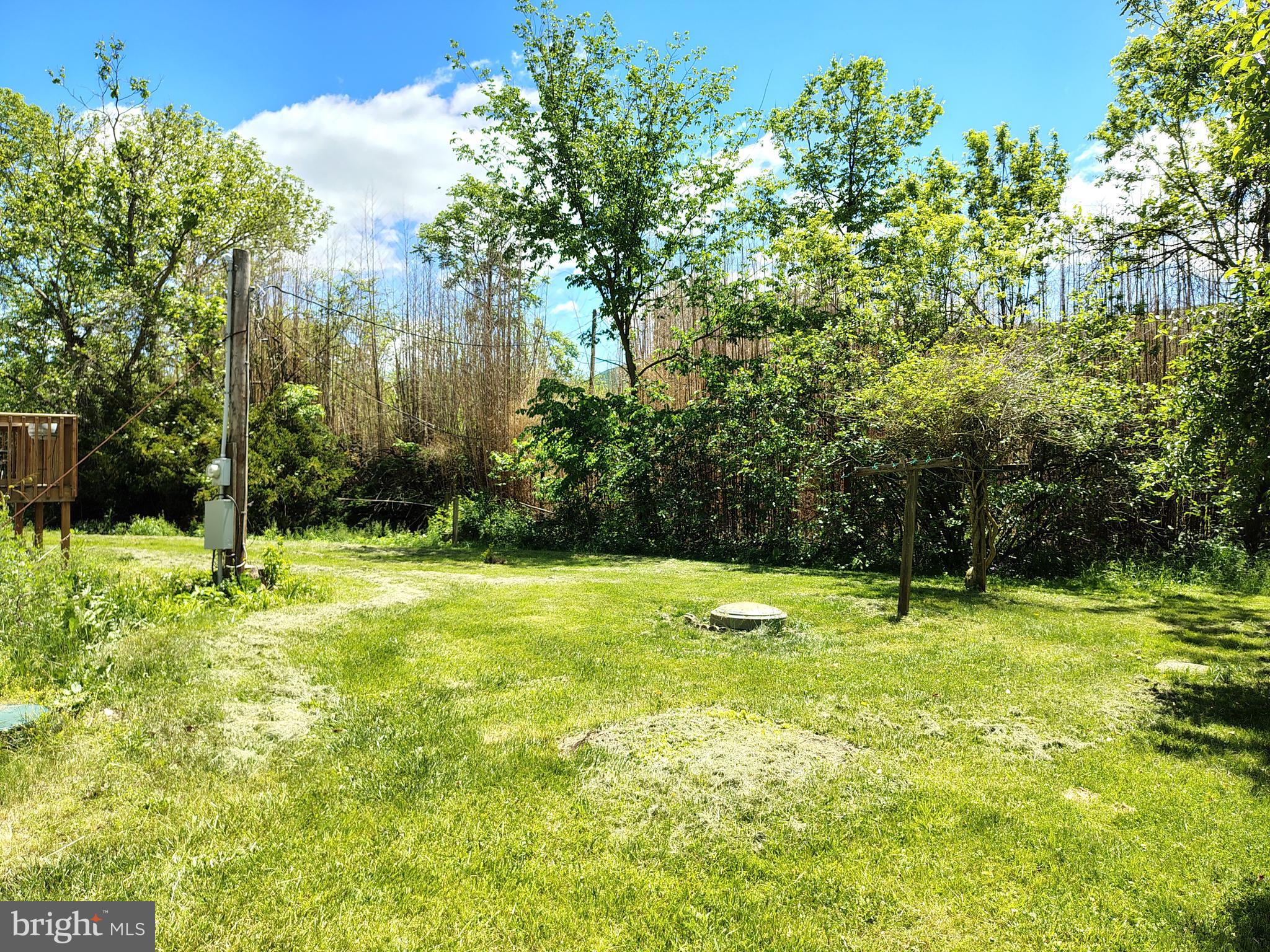 1050 Creek Rd. Port Royal, PA 17082 - Photo 4 of 33