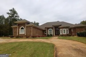 $949,000 | 304 Deer Creek Drive, Forsyth, GA 31029