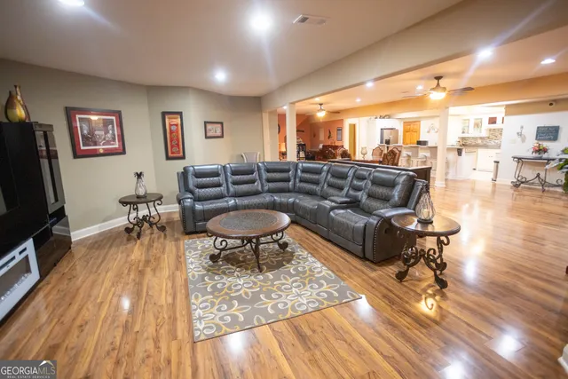 $949,000 | 304 Deer Creek Drive, Forsyth, GA 31029