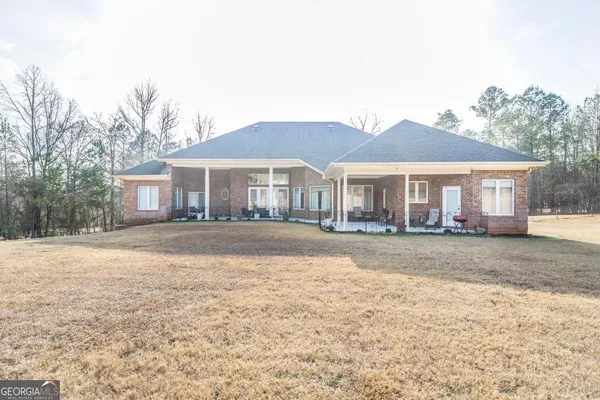 $949,000 | 304 Deer Creek Drive, Forsyth, GA 31029