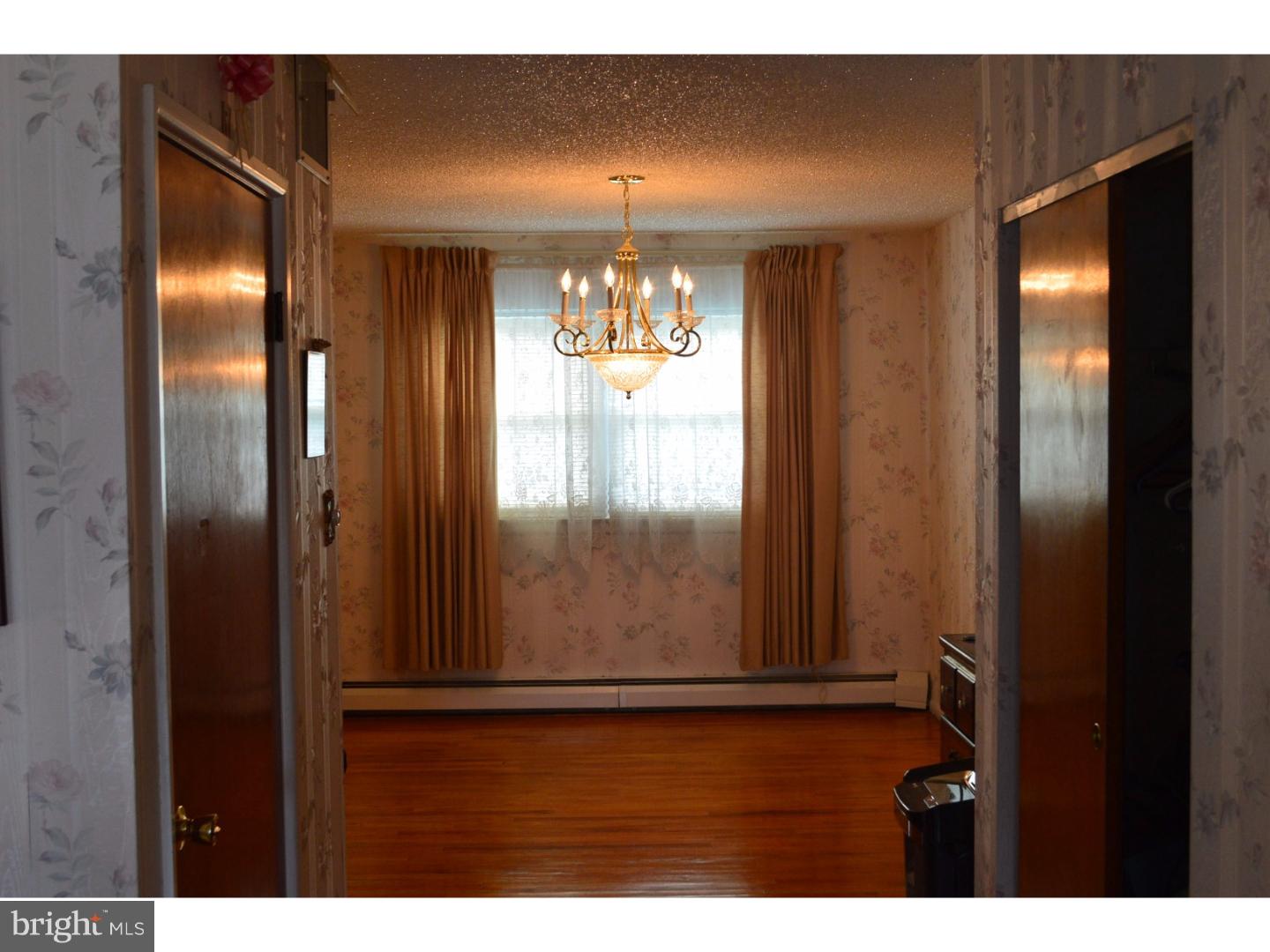 10940 East Keswick Road Philadelphia, PA 19154 - Photo 8 of 16 Dining Room