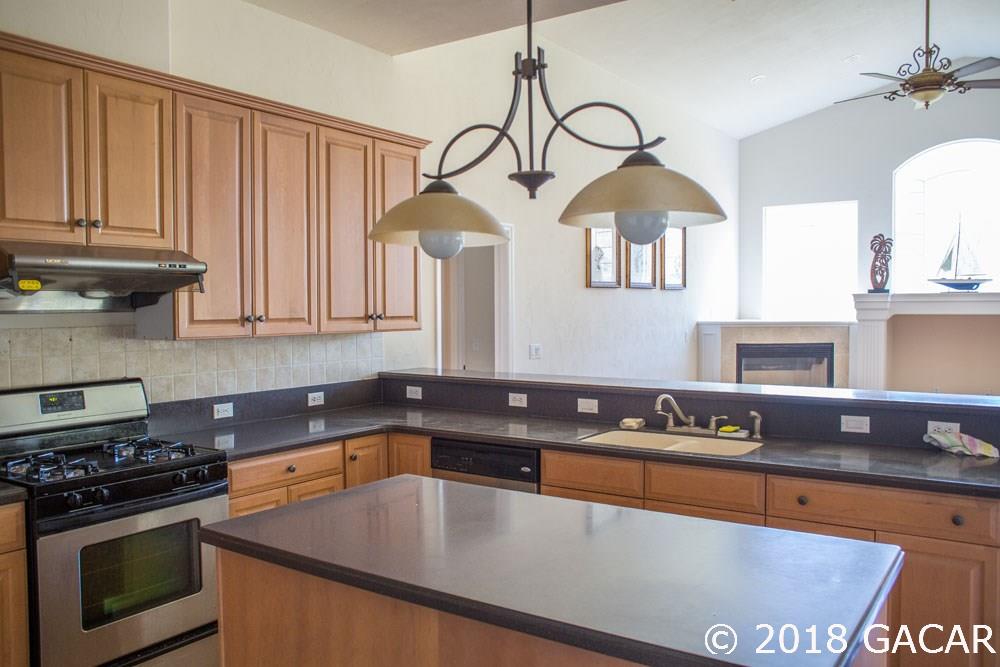 8450 Southwest 15th Lane Gainesville, FL 32607 - Photo 8 of 19 Gallery Image 8