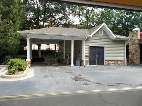 $1,495 | 6210 Peachtree Dunwoody Road, Unit 415, Atlanta, GA 30328