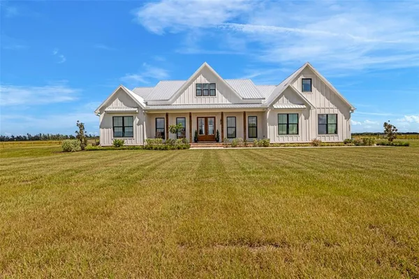$999,000 | 10542 Southeast Mehl Avenue, Arcadia, FL 34266