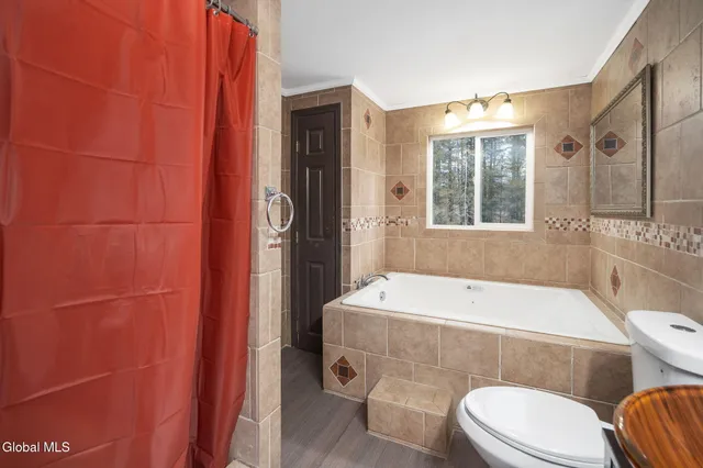 $360,000 | 1422 Highway 30A, Esperance, NY 12160