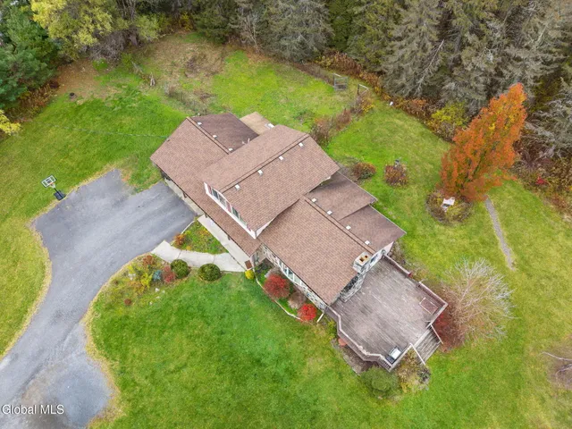 $360,000 | 1422 Highway 30A, Esperance, NY 12160