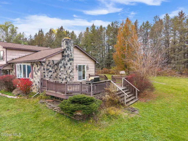 $360,000 | 1422 Highway 30A, Esperance, NY 12160