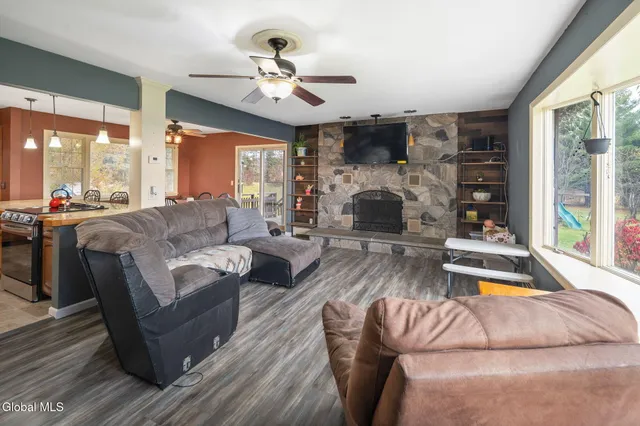 $360,000 | 1422 Highway 30A, Esperance, NY 12160