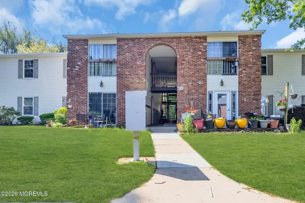 $2,850 | 10-5 Boise Court, Freehold, NJ 07728
