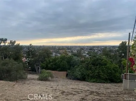 $550,000 | 12302 Circula Panorama Place, Santa Ana, CA 92705