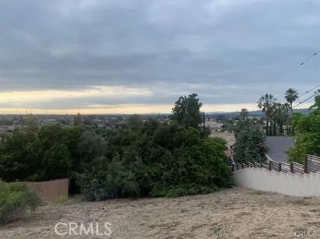 $550,000 | 12302 Circula Panorama Place, Santa Ana, CA 92705