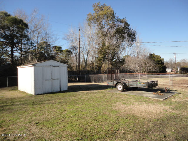 213 Murdoch Road Newport, NC 28570 - Photo 15 of 18 DSC00037