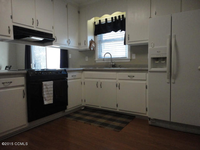 213 Murdoch Road Newport, NC 28570 - Photo 6 of 18 DSC00034