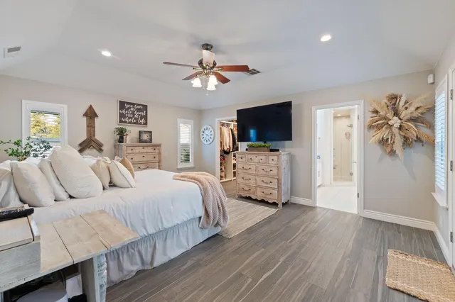 a view of a workspace with furniture