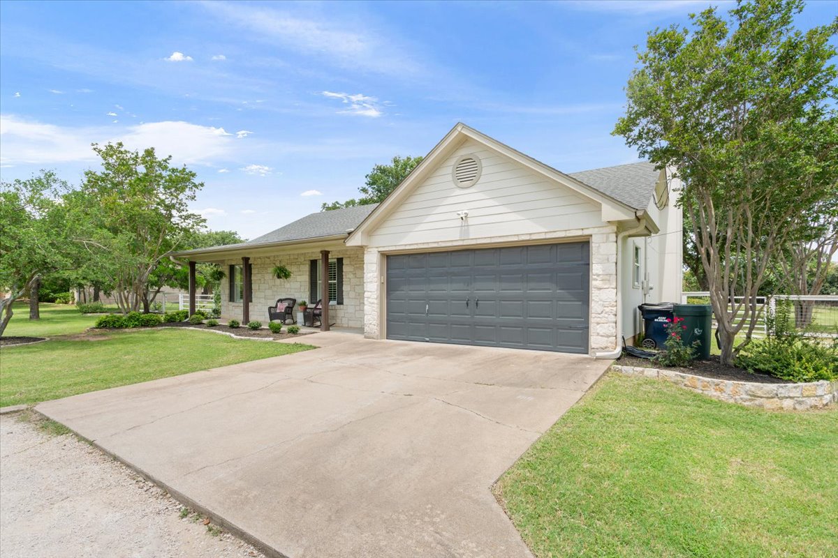 110 Sunset Road Georgetown, TX 78633 - Photo 7 of 36